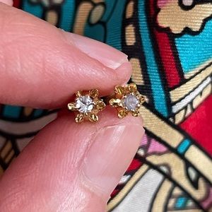 Vintage Diamond Chip Studs Earrings